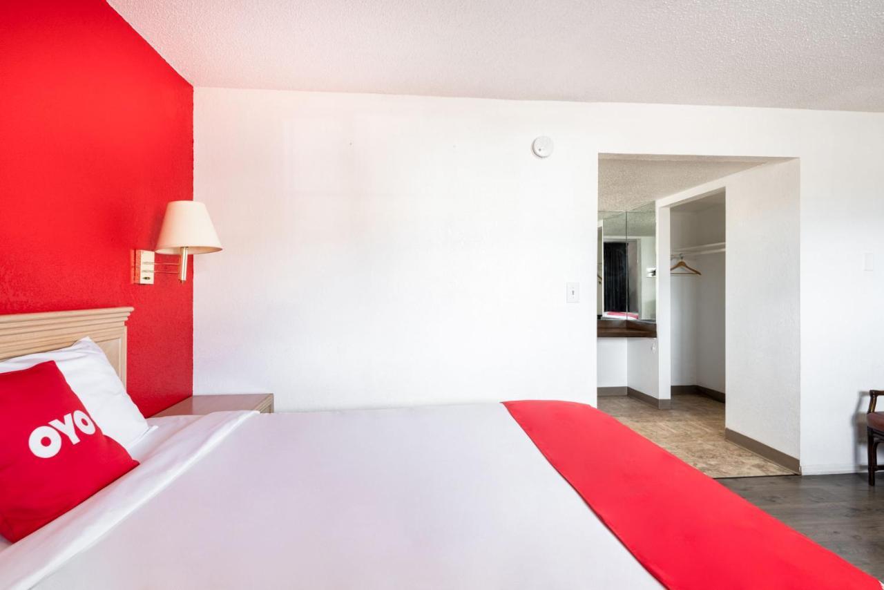 Oyo Hotel Globe / Miami Az - Highway 60 المظهر الخارجي الصورة