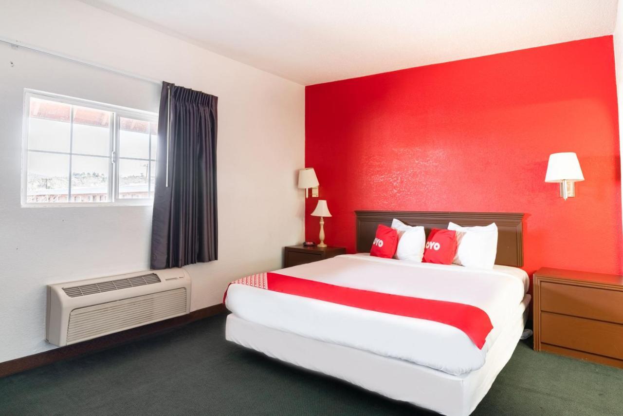 Oyo Hotel Globe / Miami Az - Highway 60 المظهر الخارجي الصورة