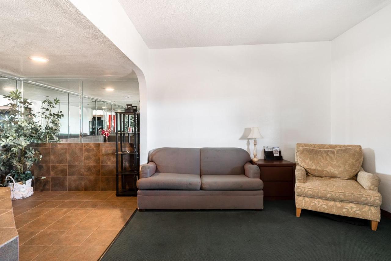 Oyo Hotel Globe / Miami Az - Highway 60 المظهر الخارجي الصورة
